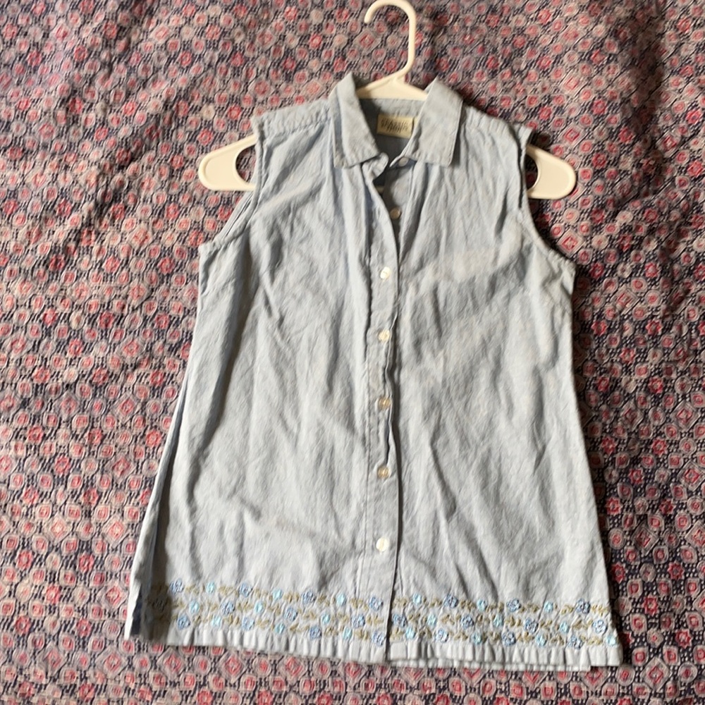 Embroidered Sleeveless Top